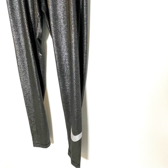 Athleisure | Nike Pro DriFit Cool Tights Metallic Black Sparkle | Activewear | L - Picture 9 of 16